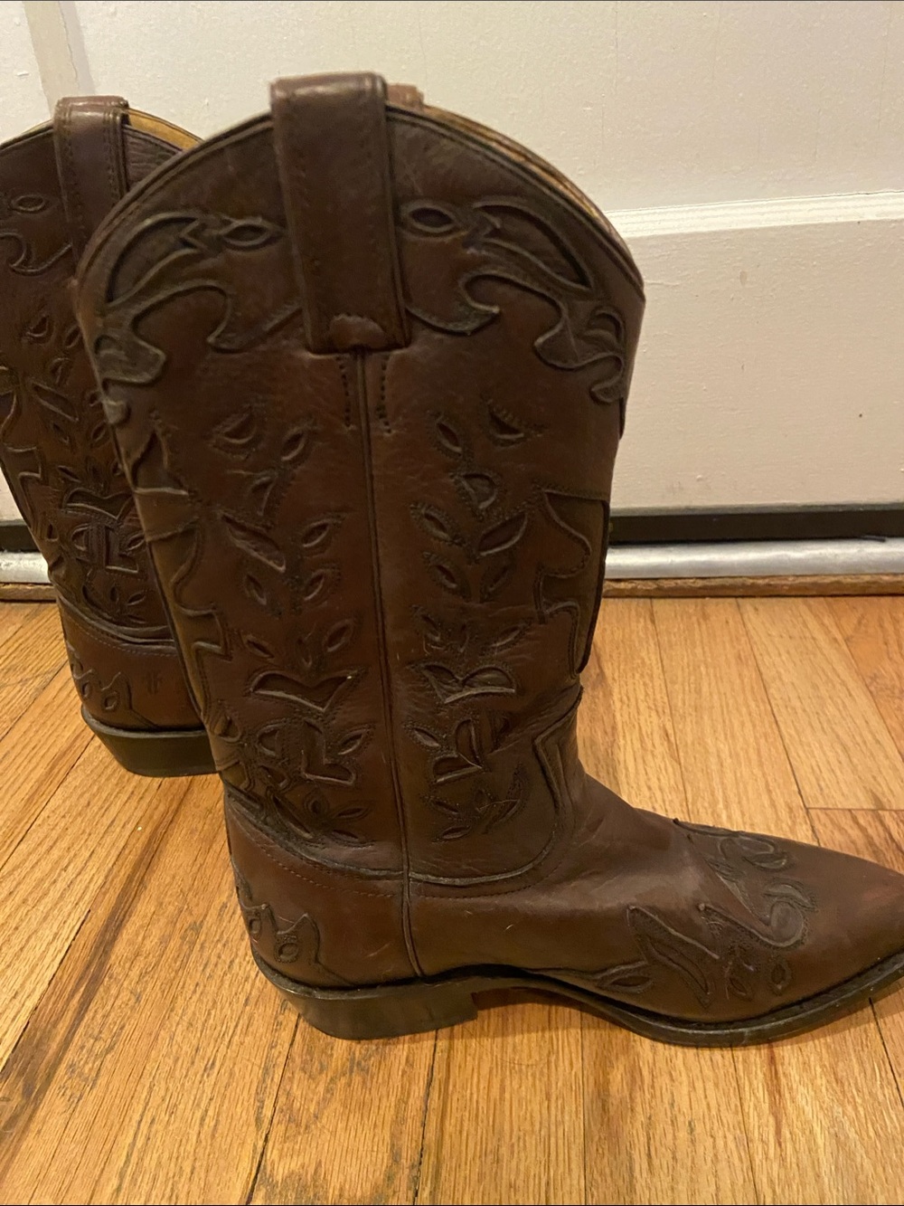 Frye Brown Leather Embroidered Western Heeled Boots